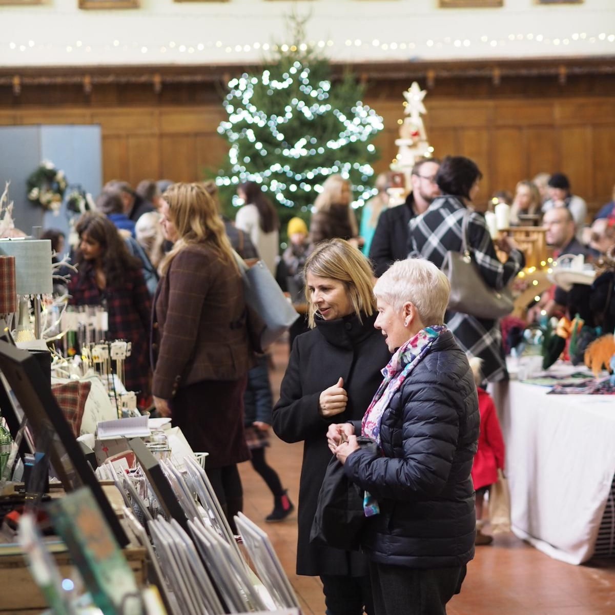 Worksop College Shoppers get into the festive spirit at our Christmas